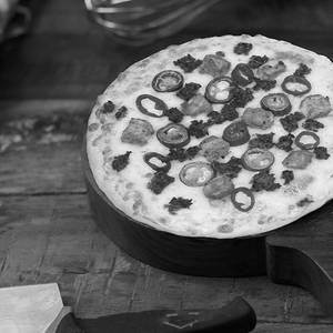 Meat Blast Pizza (medium (serves 2, 24.5 Cm))