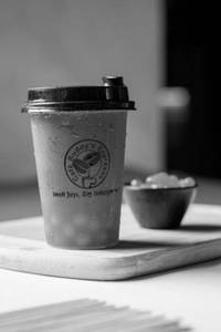Cranberry Bubble Tea