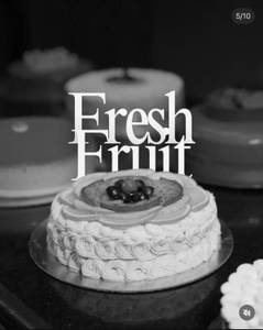 Fresh fruit cake