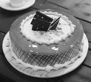Eggless Butterscotch Cake [500 Grams]