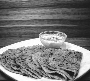 ​Palak Paneer Paratha