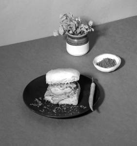 Jain Aamchi Mumbai Vada Pav