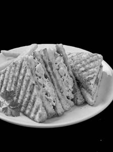 Smoked Chicken And Pepper Club Sandwich With French Fries