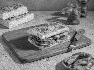 Aloo Tikki Sandwich