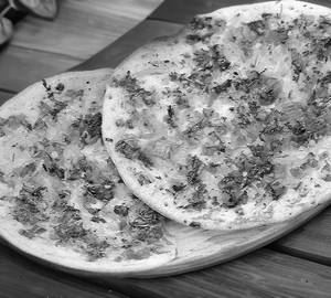 Tomato onion uttappa 130