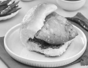 Bombay samosa pav