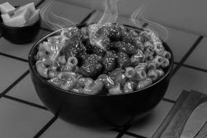 Korean Mac & Cheese With Chicken Popcorn