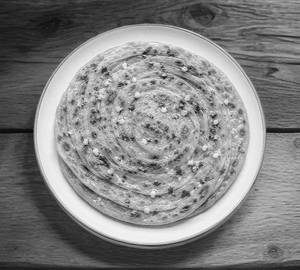 Butter Garlic Lachcha Paratha