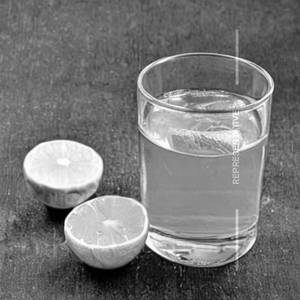 Lime juice water [sour]