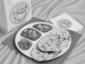 Paneer With 2 Kulcha