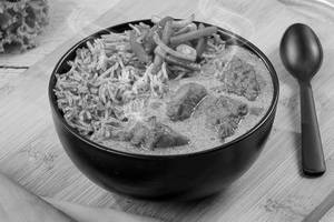 Creamy Chicken Tikka Lite Rice Bowl.