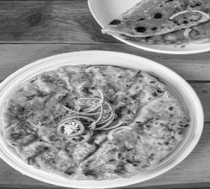 Aloo Paneer Paratha [2 Pieces]