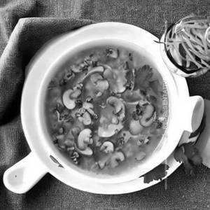 Veg Mushroom Slice Soup