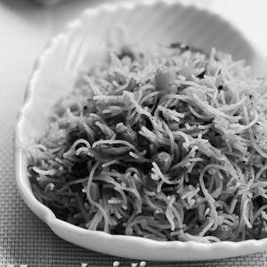 Mushroom Kothu Idiyappam