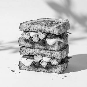 Basil Pesto Chicken Sandwich (High Protein)