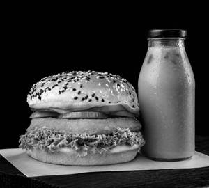 Veg Tandoori Burger Cold Coffee Combo