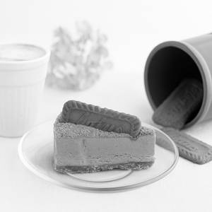 Lotus Biscoff Cheesecake Slice