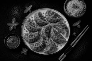 Paneer Sweet Chilli Momos
