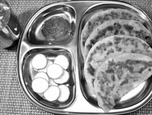 Aloo Paratha With Sabji
