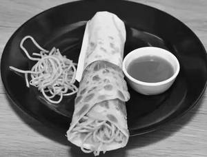 Paneer Chowmein Roll