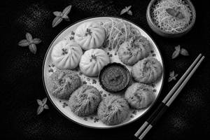Veg Momos Platter