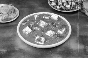 Cheesy Paneer Lababdar