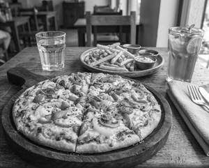 Veg Cheese Pizza Combo
