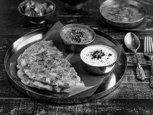Onion & Tomato Uttapam