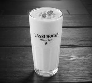 Mango lassi