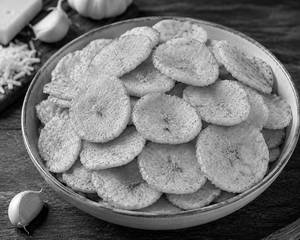 Banana Chips Cheese Garlic (70gms)