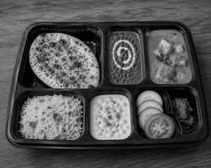 Masala Kulcha Thali