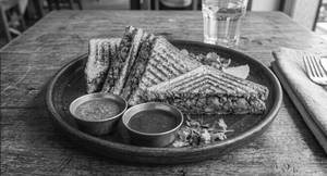 Veg Tandoori Grilled Sandwich [3 Pieces]
