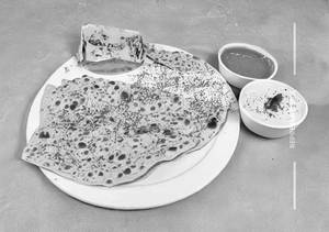 Cheese Paneer Hariyali Paratha