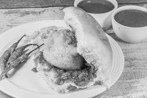 Aamchi mumbai vada pav