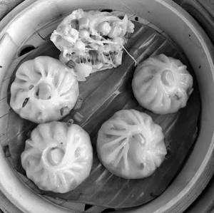 Cheesy fried corn momos[5pcs]