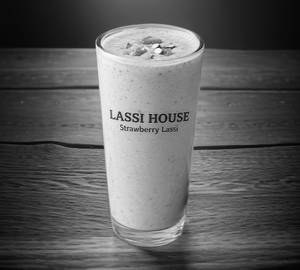 Strawberry lassi