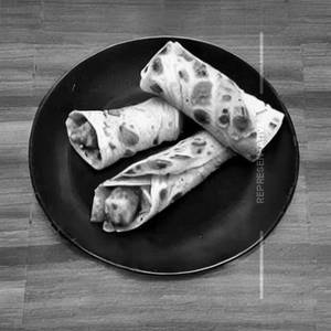 Egg Aaloo Tandoori Cheese Roll