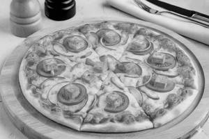 Tandoori Paneer Pizza