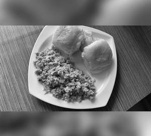 Anda Bhurji With Buns
