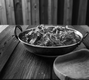 Beef Bone Curry (2 Bone &(4/5piece) Meat )