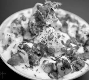 Bhalla papdi chaat