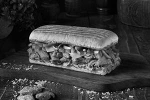 Smoky Red Roasted Chicken Sandwich