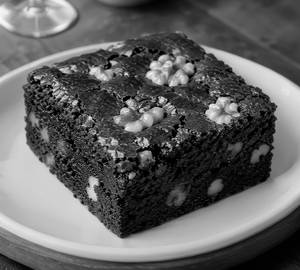Walnut Brownie 1 pcs 80 gms