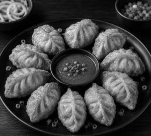 Paneer Fried Momos