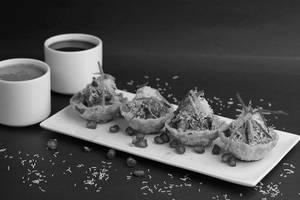 Katori Sev Puri