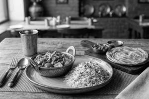 Kadhai Paneer (half) + Jeera Rice (half)+ Laccha Paratha (1pc)