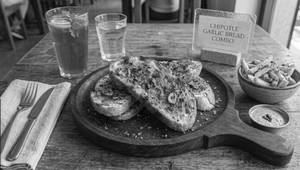 CheeseGarlic Bread