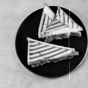 Grilled Tomato Cheese Sandwich