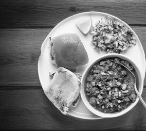 Chicken Keema Pav