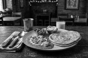 Paneer Butter Masala (half) + Laccha Paratha (2pcs)